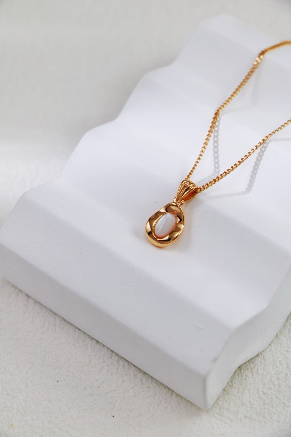 S925 Silver White Shell Necklace