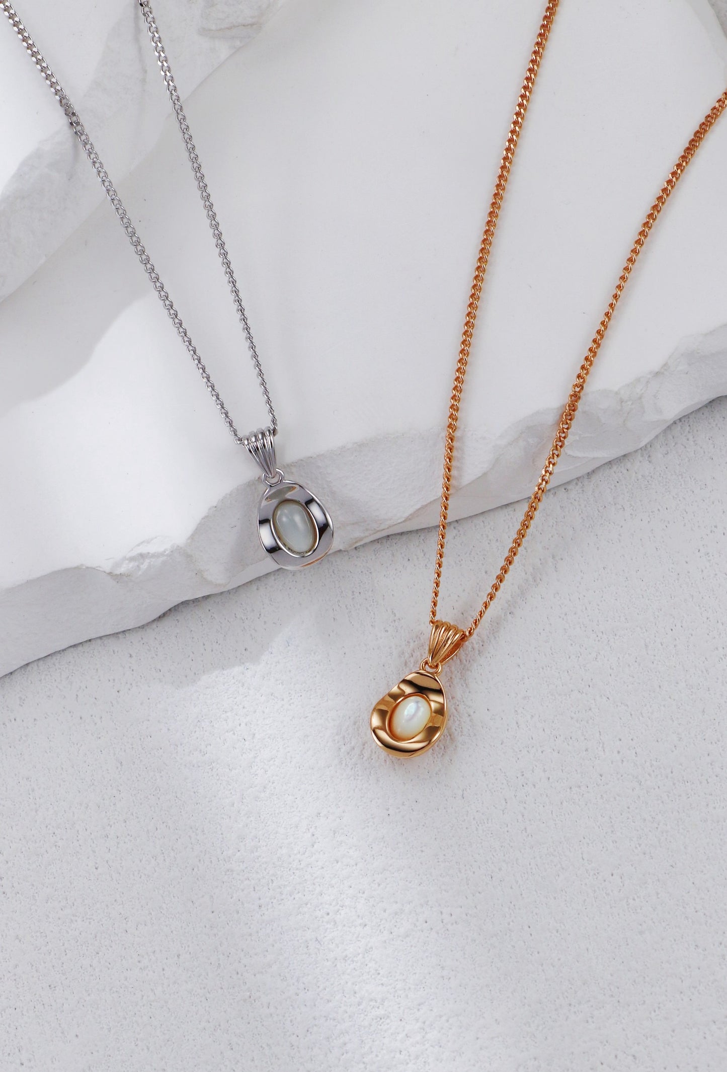 S925 Silver White Shell Necklace