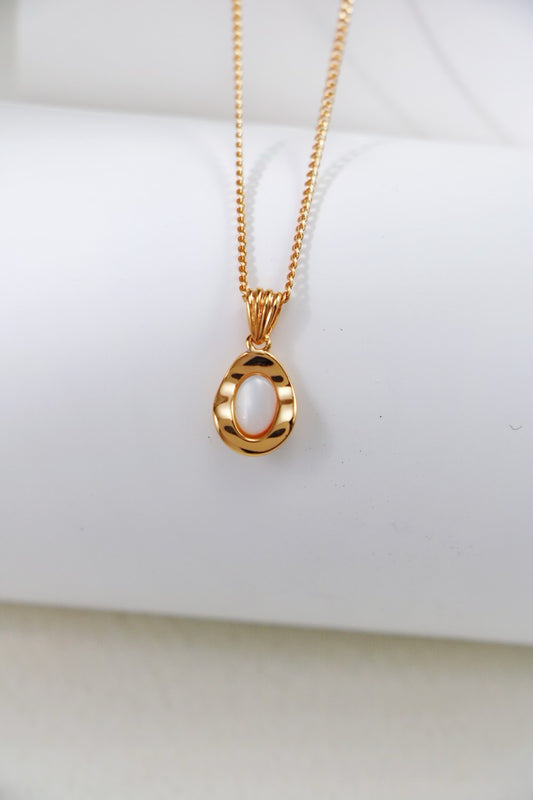 S925 Silver White Shell Necklace